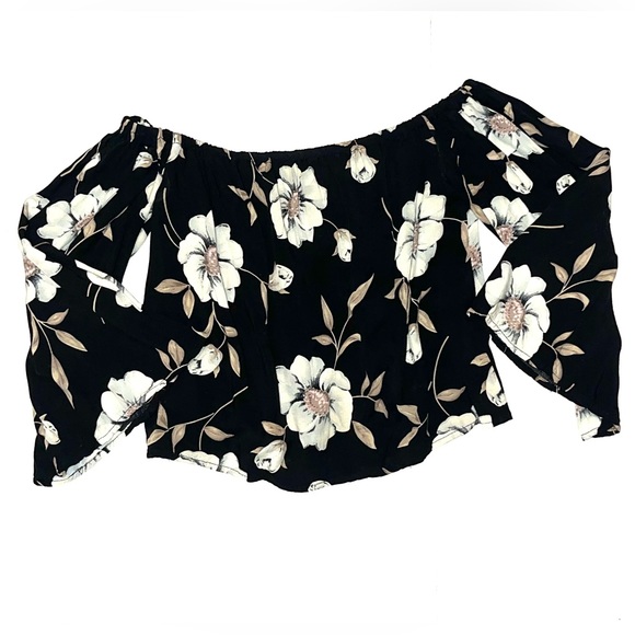 Lucca black and cream floral off the shoulder bell sleeve crop top blouse sz XS - Picture 5 of 16